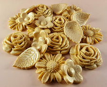 20 Piece Edible 3D Bouquet Flower set, icing toppers, cake cupcakes decorations T070